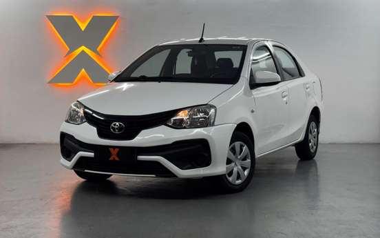 TOYOTA-ETIOS-2017