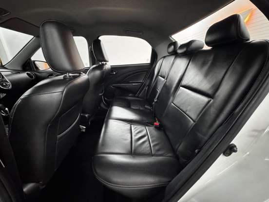 TOYOTA-ETIOS-1.5 XS SEDAN 16V FLEX 4P AUTOMÁTICO TOYOTA-ETIOS-2017
