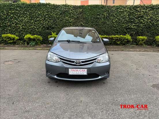TOYOTA-ETIOS-2016