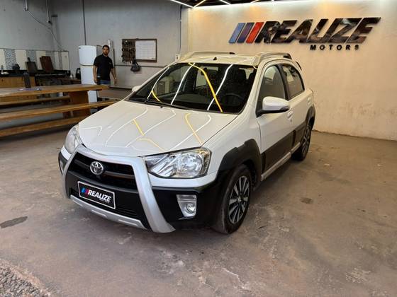 TOYOTA ETIOS CROSS 1.5 16V FLEX 4P MANUAL
