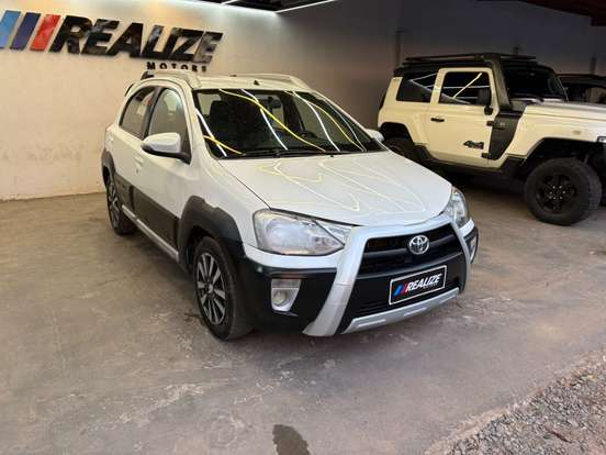 TOYOTA-ETIOS CROSS-1.5 16V FLEX 4P MANUAL TOYOTA-ETIOS CROSS-2015
