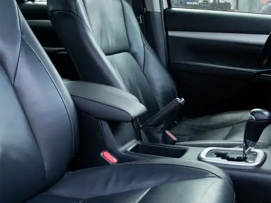 TOYOTA-HILUX-2.7 SRV 4X4 CD 16V FLEX 4P AUTOMÁTICO TOYOTA-HILUX-2019