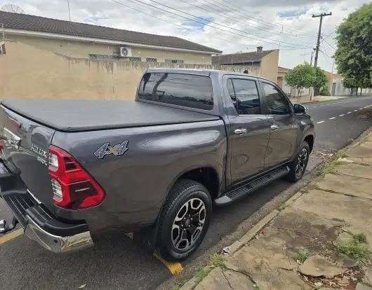 TOYOTA-HILUX-2026