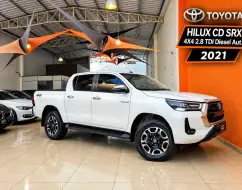 TOYOTA HILUX 2.8 D-4D TURBO DIESEL CD SRX 4X4 AUTOMÁTICO TOYOTA HILUX 2.8 D-4D TURBO DIESEL CD SRX 4X4 AUTOMÁTICO