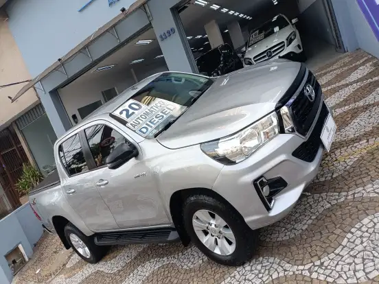 TOYOTA-HILUX-2.8 SR 4X4 CD 16V DIESEL 4P AUTOMÁTICO TOYOTA-HILUX-2020