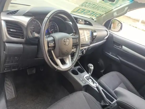 TOYOTA-HILUX-2.8 SR 4X4 CD 16V DIESEL 4P AUTOMÁTICO TOYOTA-HILUX-2020