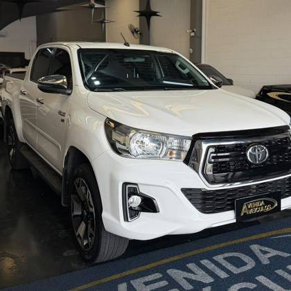 TOYOTA HILUX 2.7 SR 4X2 CD 16V FLEX 4P AUTOMÁTICO