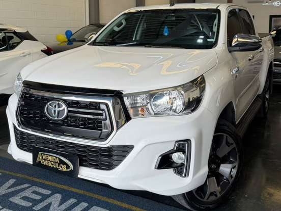 TOYOTA-HILUX-2.7 SR 4X2 CD 16V FLEX 4P AUTOMÁTICO TOYOTA-HILUX-2018