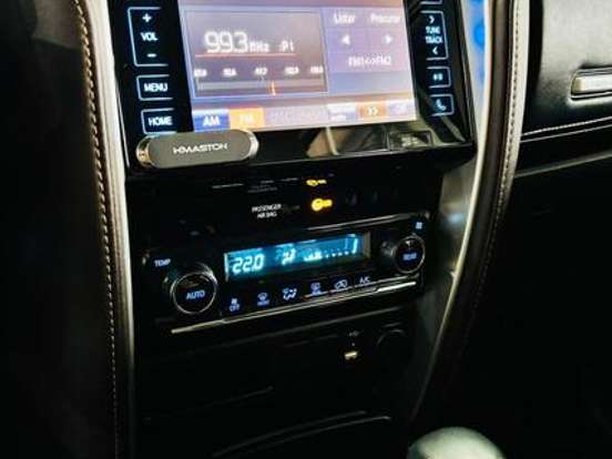TOYOTA-HILUX-2.7 SR 4X2 CD 16V FLEX 4P AUTOMÁTICO TOYOTA-HILUX-2018