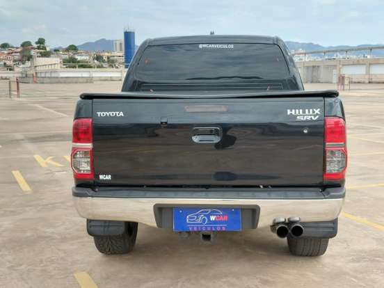 TOYOTA-HILUX-2012