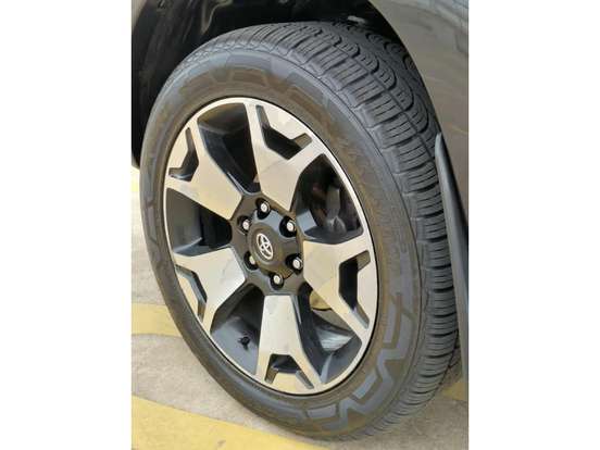 TOYOTA-HILUX-2.7 SRV 4X4 CD 16V FLEX 4P AUTOMÁTICO TOYOTA-HILUX-2012