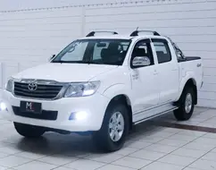 TOYOTA HILUX 2.7 SRV 4X4 CD 16V FLEX 4P AUTOMÁTICO TOYOTA HILUX 2.7 SRV 4X4 CD 16V FLEX 4P AUTOMÁTICO