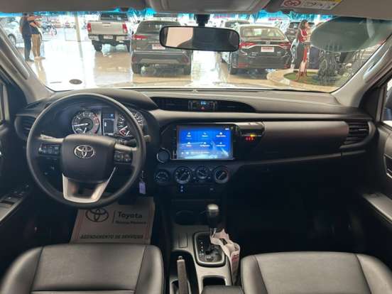TOYOTA-HILUX-2.8 D-4D TURBO DIESEL CD POWER PACK 4X4 AUTOMÁTICO TOYOTA-HILUX-2025