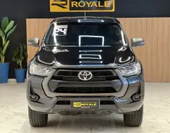 TOYOTA HILUX 2.8 D-4D TURBO DIESEL CD SR 4X4 AUTOMÁTICO TOYOTA HILUX 2.8 D-4D TURBO DIESEL CD SR 4X4 AUTOMÁTICO