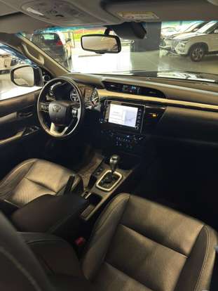 TOYOTA-HILUX-2.8 D-4D TURBO DIESEL CD SRX 4X4 AUTOMÁTICO TOYOTA-HILUX-2021