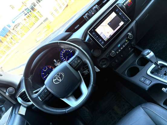 TOYOTA-HILUX-2.8 SRV 4X4 CD 16V DIESEL 4P AUTOMÁTICO TOYOTA-HILUX-2017