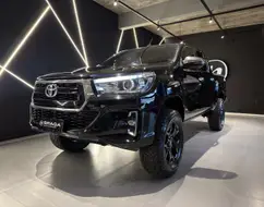 TOYOTA HILUX 2.8 SRX 4X4 CD 16V DIESEL 4P AUTOMÁTICO TOYOTA HILUX 2.8 SRX 4X4 CD 16V DIESEL 4P AUTOMÁTICO