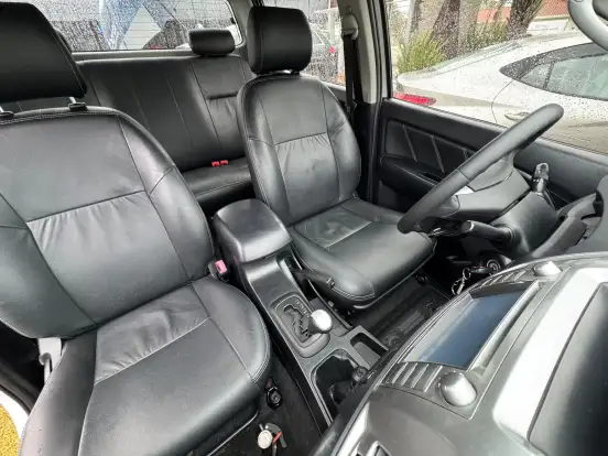 TOYOTA-HILUX-2014
