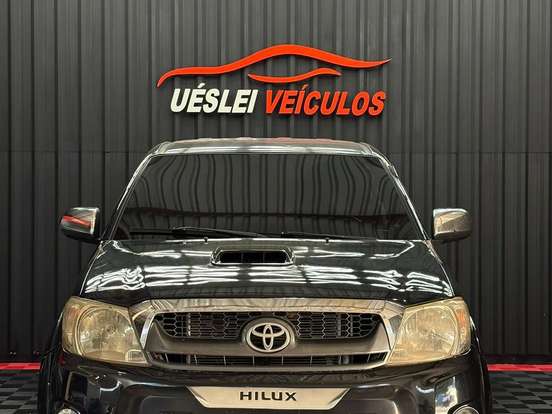 TOYOTA-HILUX-3.0 SRV 4X4 CD 16V TURBO INTERCOOLER DIESEL 4P AUTOMÁTICO TOYOTA-HILUX-2005