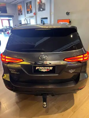 TOYOTA-HILUX SW4-2022
