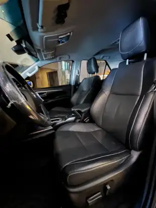 TOYOTA-HILUX SW4-2022