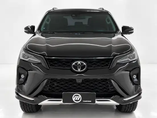 TOYOTA-HILUX SW4-2022