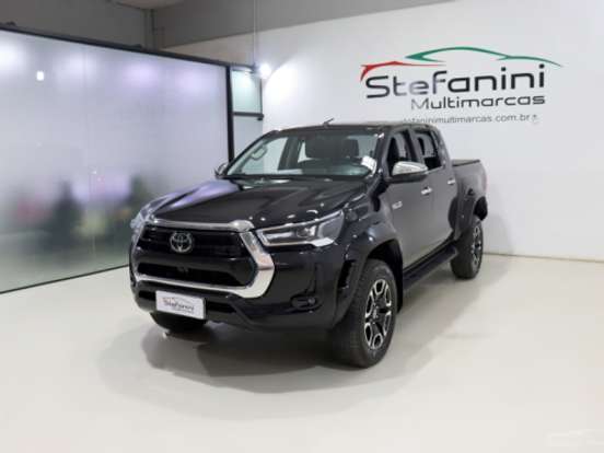 TOYOTA-HILUX SW4-2.8 D-4D TURBO DIESEL SRX PLATINUM 4X4 AUTOMÁTICO TOYOTA-HILUX SW4-2025