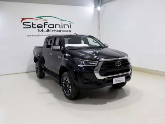 TOYOTA-HILUX SW4-2.8 D-4D TURBO DIESEL SRX PLATINUM 4X4 AUTOMÁTICO TOYOTA-HILUX SW4-2025