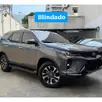 TOYOTA HILUX SW4 2.8 D-4D TURBO DIESEL SRX PLATINUM 7L 4X4 AUTOMÁTICO TOYOTA HILUX SW4 2.8 D-4D TURBO DIESEL SRX PLATINUM 7L 4X4 AUTOMÁTICO
