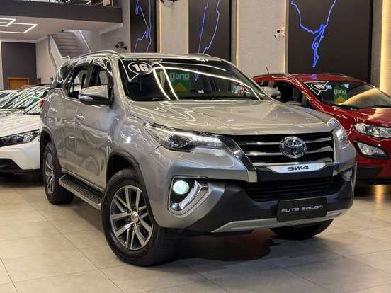 TOYOTA-HILUX SW4-2016