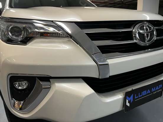TOYOTA-HILUX SW4-2019