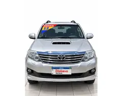 TOYOTA HILUX SW4 3.0 SRV 4X4 16V TURBO INTERCOOLER DIESEL 4P AUTOMÁTICO TOYOTA HILUX SW4 3.0 SRV 4X4 16V TURBO INTERCOOLER DIESEL 4P AUTOMÁTICO