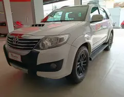 TOYOTA HILUX SW4 3.0 SRV 4X4 16V TURBO INTERCOOLER DIESEL 4P AUTOMÁTICO TOYOTA HILUX SW4 3.0 SRV 4X4 16V TURBO INTERCOOLER DIESEL 4P AUTOMÁTICO