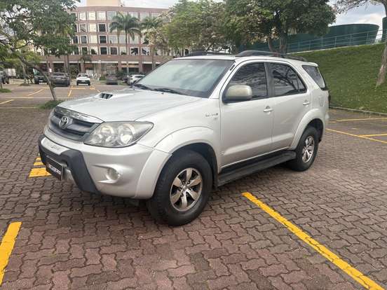 TOYOTA-HILUX SW4-2007