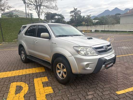 TOYOTA-HILUX SW4-2007
