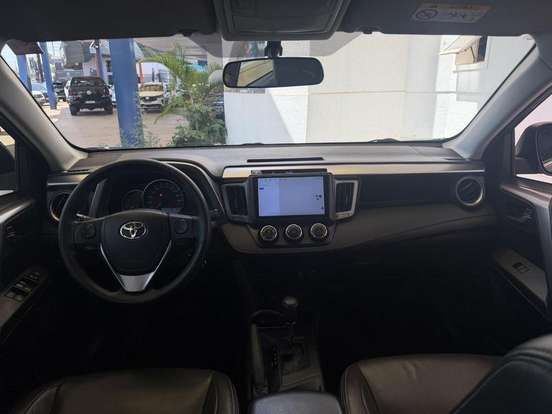 TOYOTA-RAV4-2018
