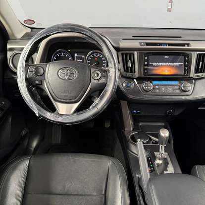 TOYOTA-RAV4-2018