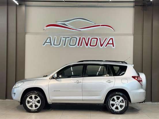 TOYOTA-RAV4-2010