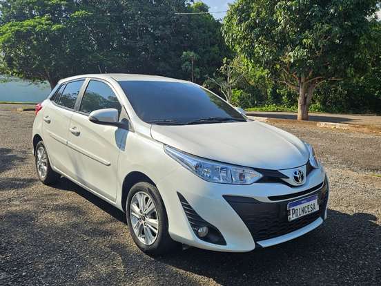TOYOTA-YARIS-1.3 16V FLEX XL MULTIDRIVE TOYOTA-YARIS-2018