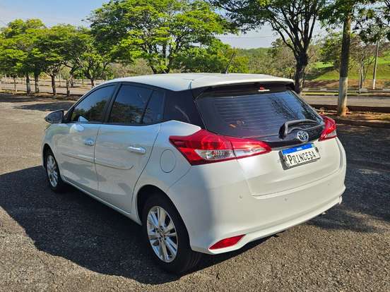 TOYOTA-YARIS-1.3 16V FLEX XL MULTIDRIVE TOYOTA-YARIS-2018
