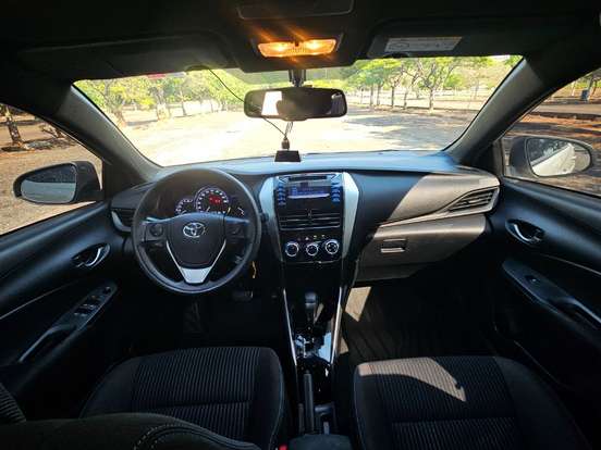 TOYOTA-YARIS-1.3 16V FLEX XL MULTIDRIVE TOYOTA-YARIS-2018