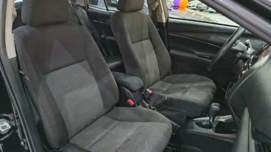 TOYOTA-YARIS-2024