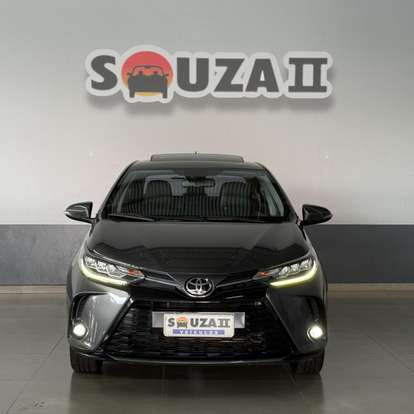 TOYOTA-YARIS-2022