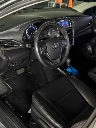 TOYOTA-YARIS-2022