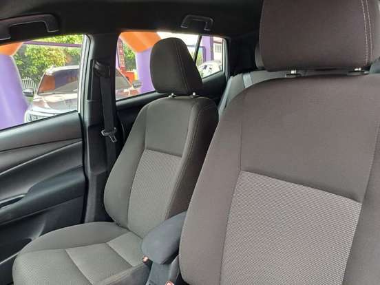 TOYOTA-YARIS-2024
