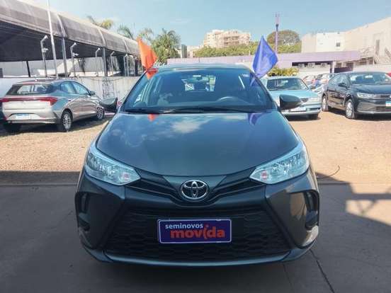 TOYOTA-YARIS-2024