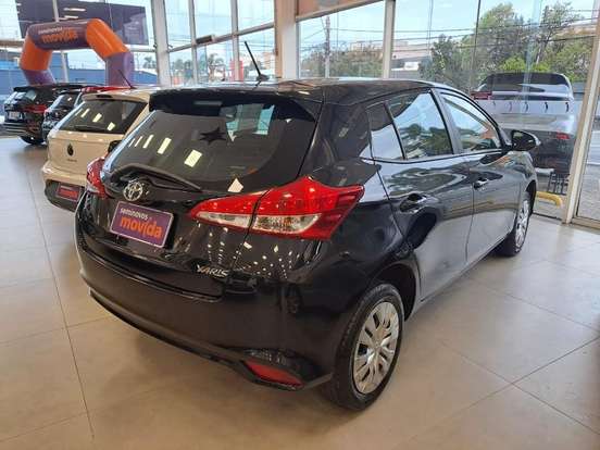 TOYOTA-YARIS-2024