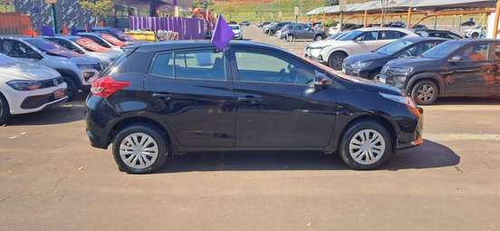 TOYOTA-YARIS-2024