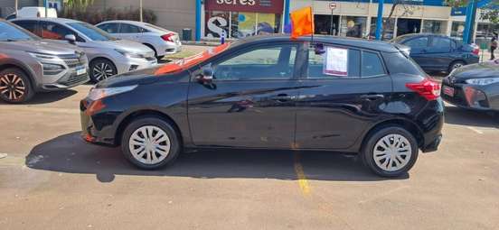 TOYOTA-YARIS-2024