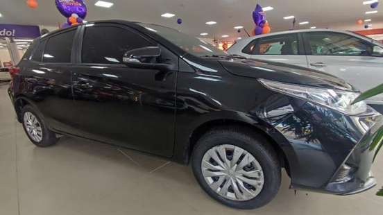 TOYOTA-YARIS-2024